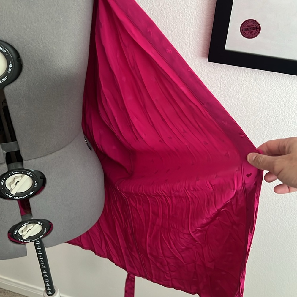 LSPACE Pink Heart Robe - Picture 7 of 13
